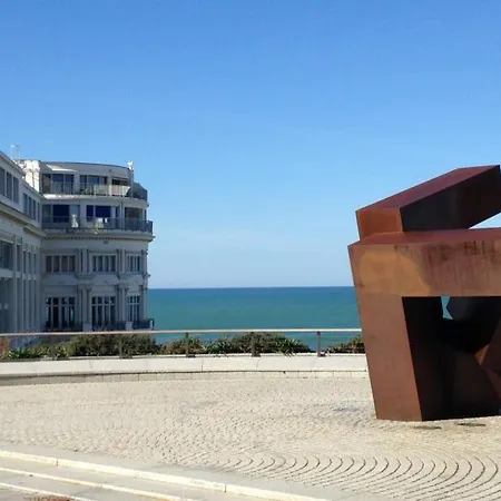Iberia - Biarritz, Studio Flat, 2 Persons 比亚里茨