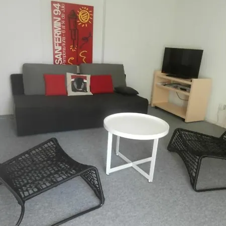 Iberia - Biarritz, Studio Flat, 2 Persons * 比亚里茨